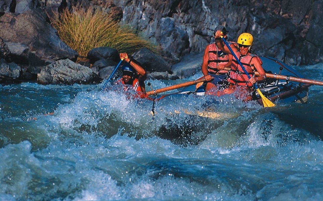 Thrill Seeker’s Paradise: Unleash The Rapids of White Water Rafting In Cusco